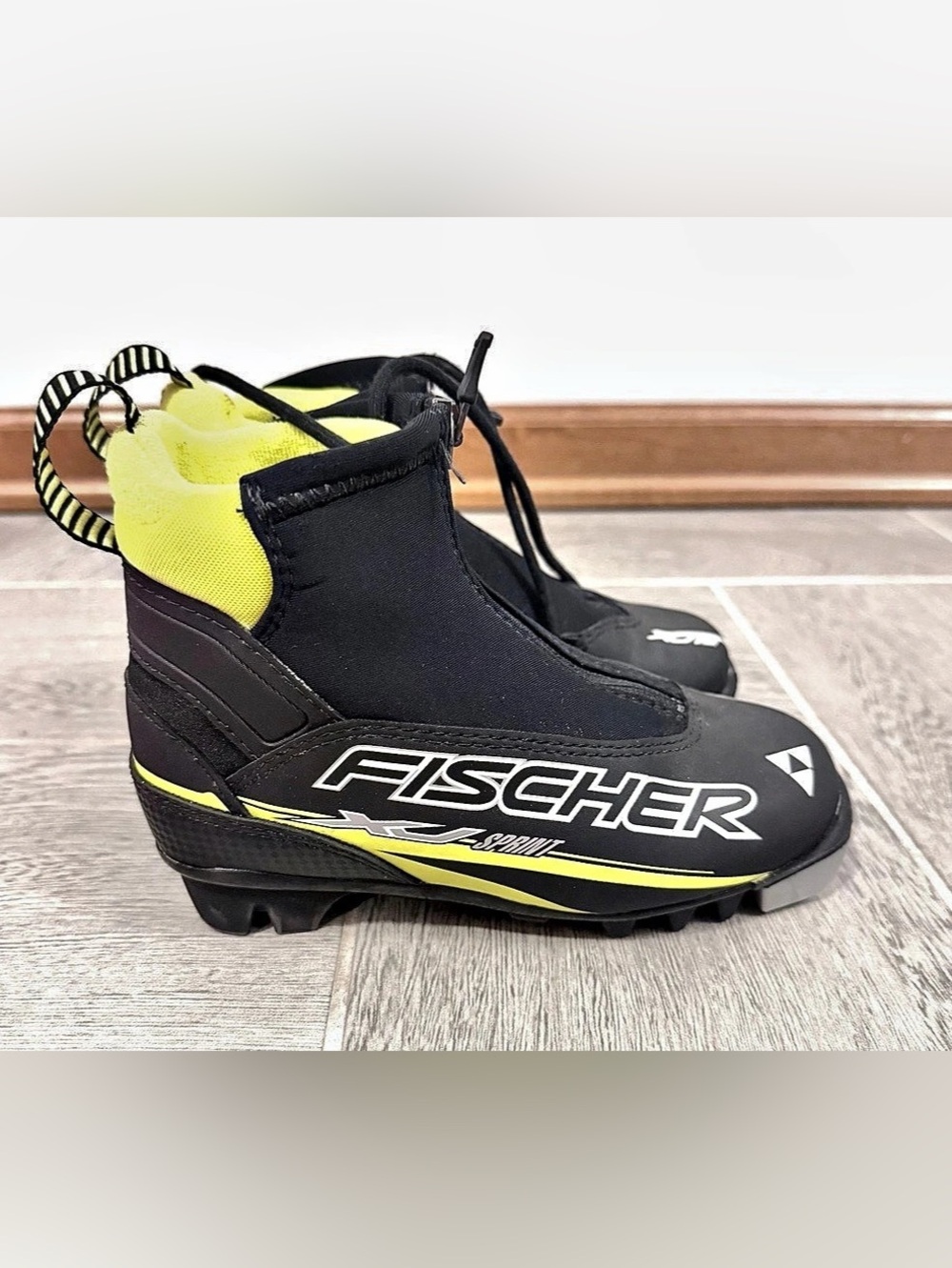 Fischer XJ Sprint Ski Boots Black & Yellow EU 31